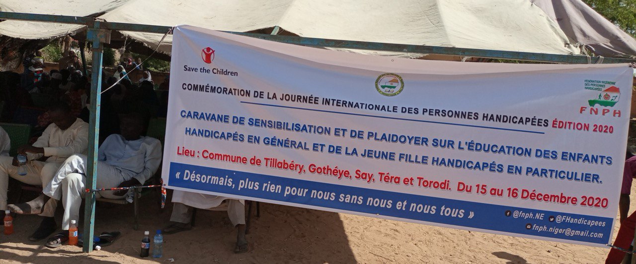 Participants de la caravane pour l'éducation pour tous